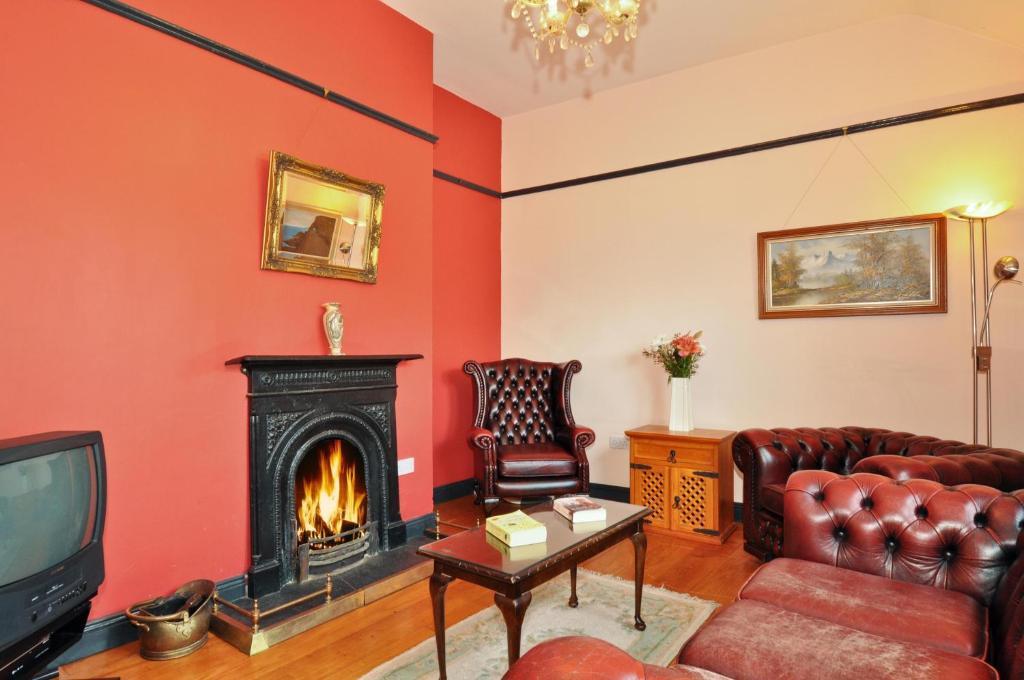 Boffin Lodge Guest House Westport Room photo